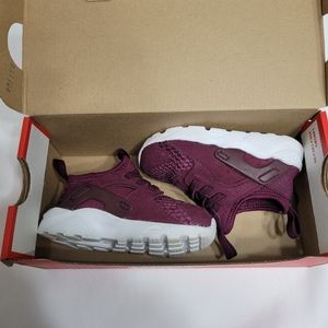 Sale:shoes 2 for 20Nike Huarache Run Ultra purple